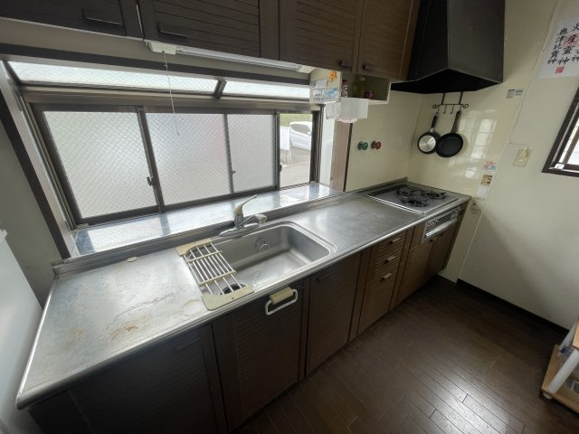 中古戸建・中古住宅　郡山市緑ケ丘東2丁目　緑ヶ丘第一小学校・緑ヶ丘中学校のキッチン