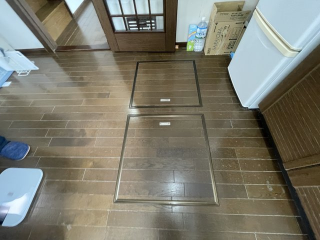 中古戸建・中古住宅　郡山市緑ケ丘東2丁目　緑ヶ丘第一小学校・緑ヶ丘中学校の玄関