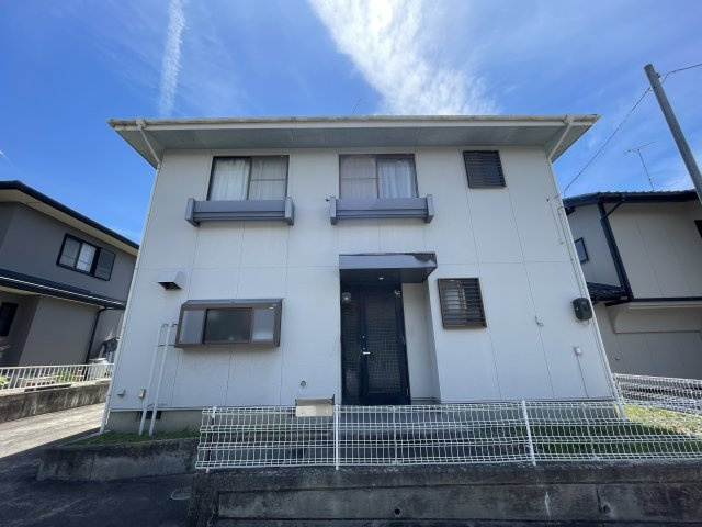 中古戸建・中古住宅　郡山市緑ケ丘東2丁目　緑ヶ丘第一小学校・緑ヶ丘中学校の外観