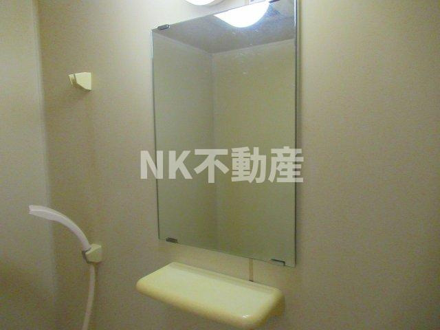 【浴室】 | アネックス木の国（吉田賃貸） | お風呂に鏡があります