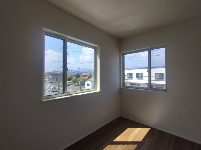 セルリアンステージ下松市美里町三丁目の洋室|2F　洋室5帖（北側）
