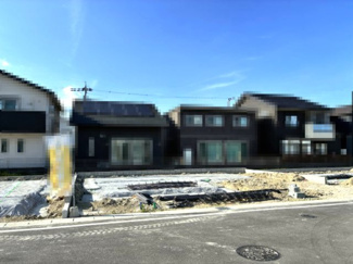 【外観】 | 大津市雄琴5丁目11　新築戸建 | 建築中