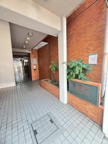 ライオンズマンション下山手第二のエントランス