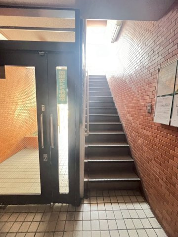 ライオンズマンション下山手第二のエントランス