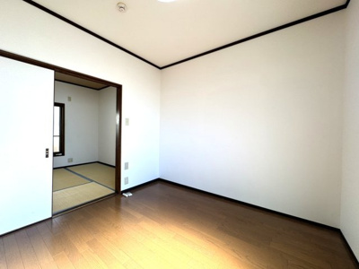 【洋室】 | 紫野西土居町貸家