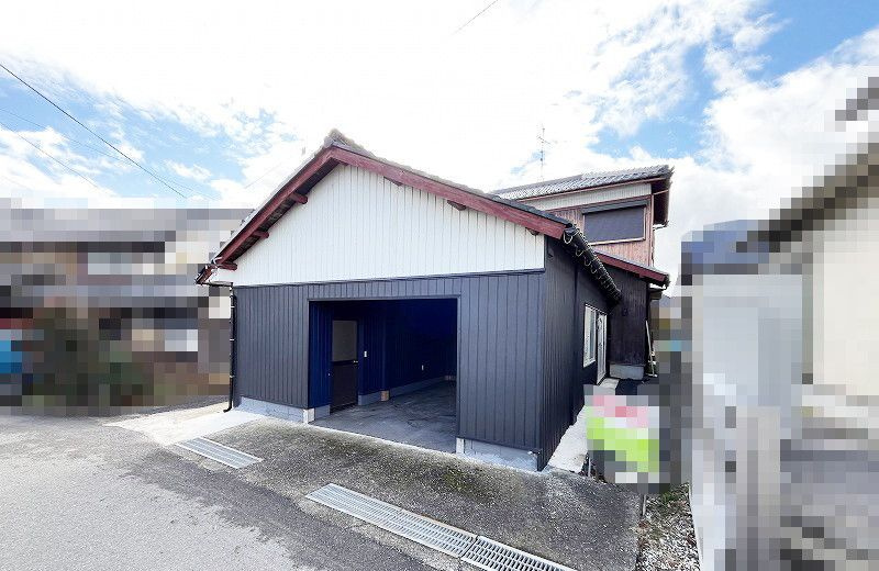 近江八幡市加茂町　中古戸建の外観