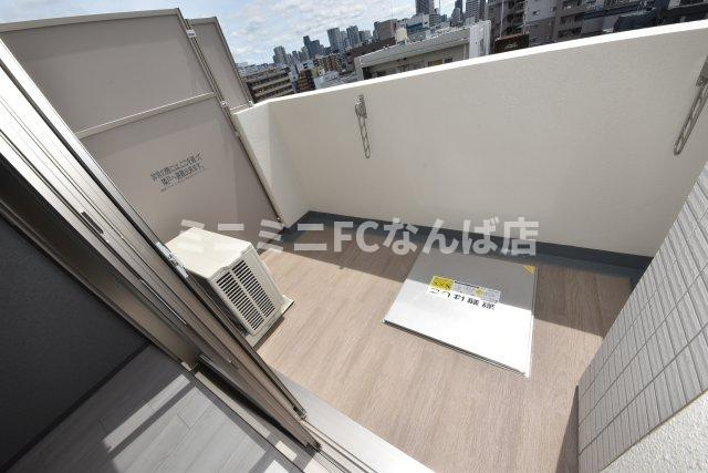 ファーストフィオーレ新町ファジスタのバルコニー