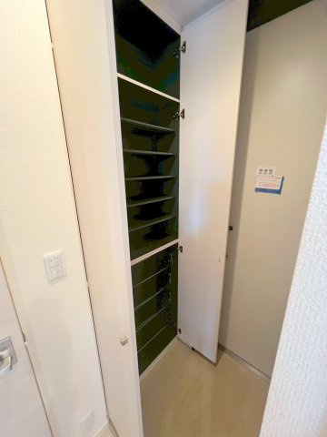 カサ・デ・オリーバＲの玄関|★シューズＢＯＸ★