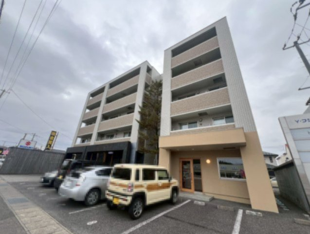 Y・フジ　ビル新白河