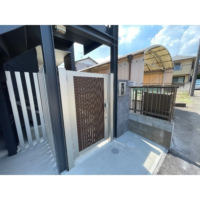 MQuarto岩槻のエントランス
