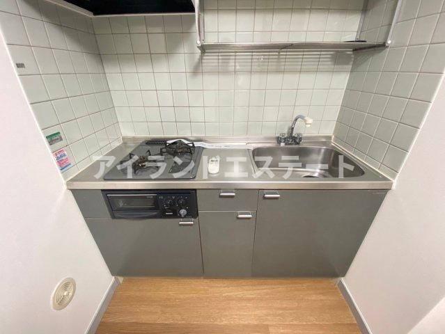 ロッキー三軒茶屋　ペット相談　ネット無料　南西向きのキッチン