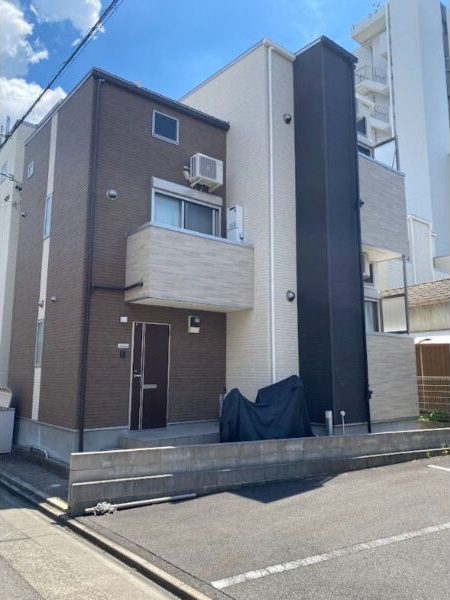 ステージ八熊の外観