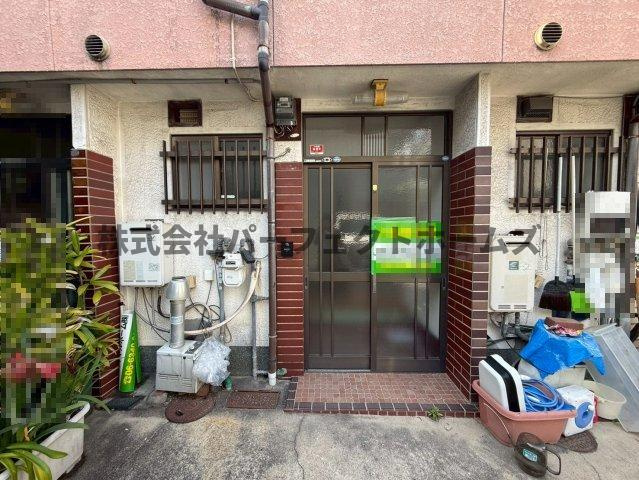 黒原城内テラスのエントランス|清潔なエントランスです
