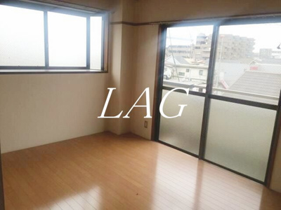 【居間・リビング】 | エクセル宮原 | 洋室のお部屋です。