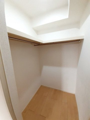 【収納】 | イースクエアⅢ | たっぷりとした収納スペースです