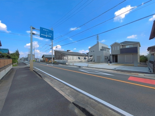 新築戸建て・仲介手数料無料）一宮市第１大和町福森　１号棟の前面道路含む現地写真