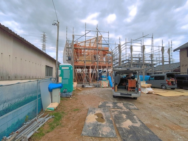 仲介手数料無料）一宮市第１大和町福森１号棟の前面道路含む現地写真