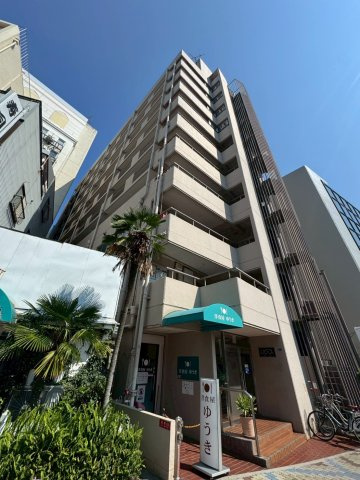 リビース湊川の外観