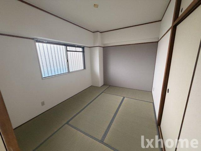 ハイツサニーサイドの和室|フローリングだけでなく、和室もあります