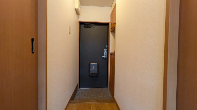 【玄関】