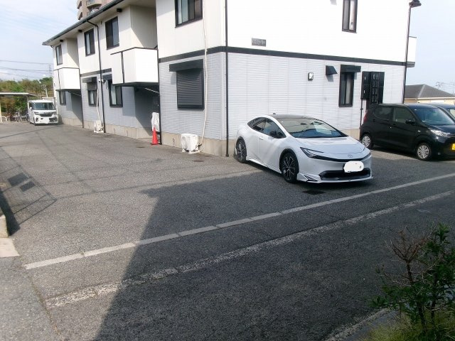 シティー長尾の駐車場
