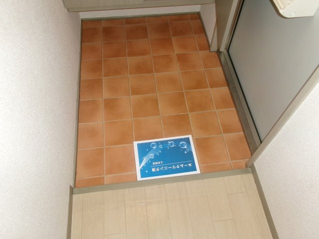 シティー長尾の玄関