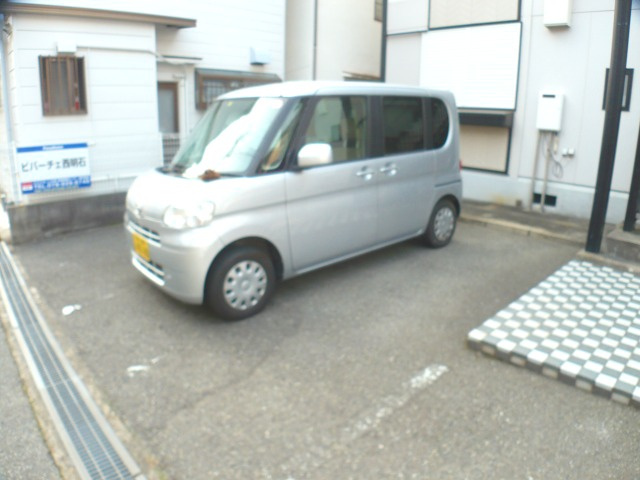 ビバーチェ西明石の駐車場