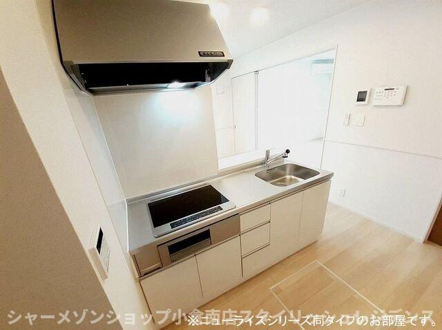 ソレイユ元町Ⅳのキッチン|お料理しやすいキッチンです