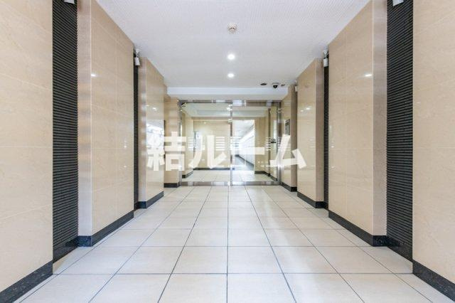 板橋区中台１丁目の賃貸マンションのエントランス