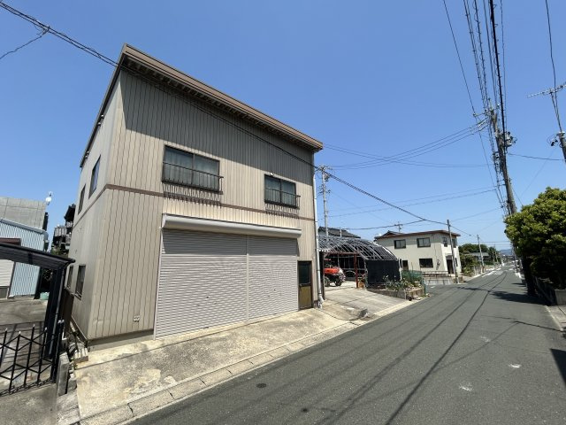 豊橋市牟呂公文町の前面道路含む現地写真|上下水道も引き込まれてますので、費用もお安く購入できます！