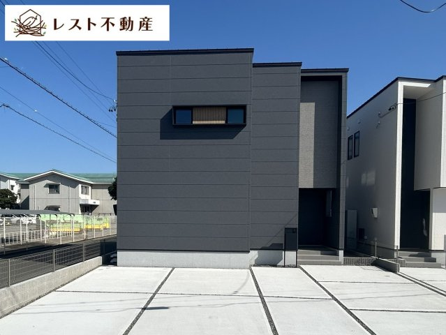 豊川市桜ヶ丘町第一　2号棟