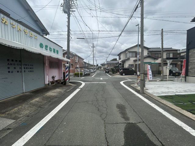 豊橋市牛川通5丁目　2号棟の前面道路含む現地写真|詳細はお気軽にお問合せください！
レスト不動産　TEL0532‐55‐1555