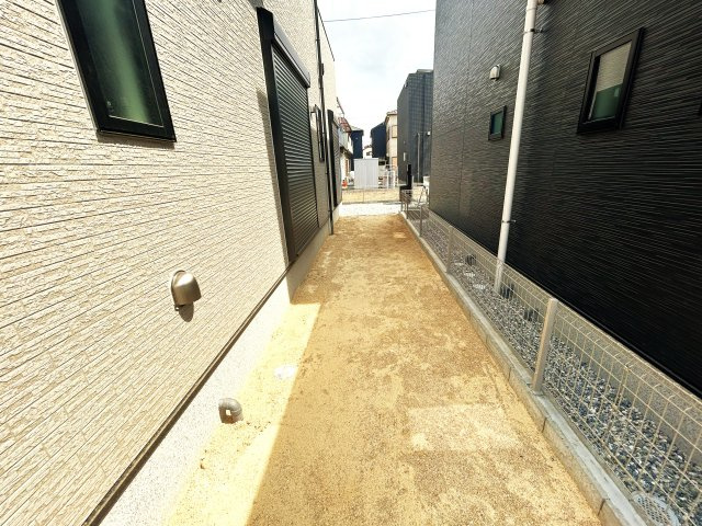 豊川市本野町西浦の新築一戸建の庭|お庭付きのお住まいは楽しみが増えます。ちょっとしたガーデニングや家庭菜園など趣味も充実しそうです♪										