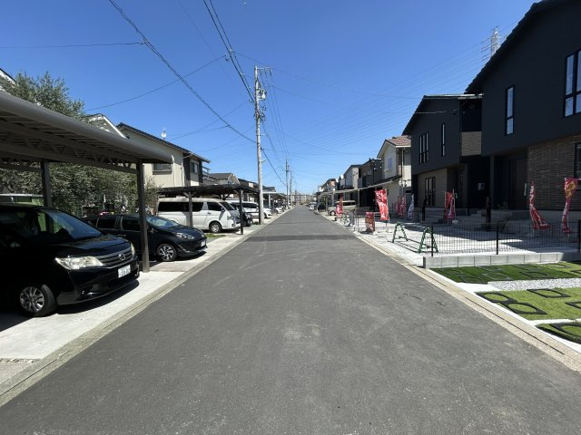 豊橋市牟呂町字大塚　4号棟の前面道路含む現地写真|詳細はお気軽にお問合せください！			
レスト不動産　TEL0532‐55‐1555			