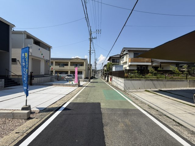 豊橋市芦原町字西上の新築一戸建の前面道路含む現地写真|詳細はお気軽にお問合せください！
レスト不動産　TEL0532‐55‐1555