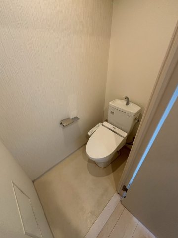 アルデール兵庫のトイレ|同物件別部屋写真
