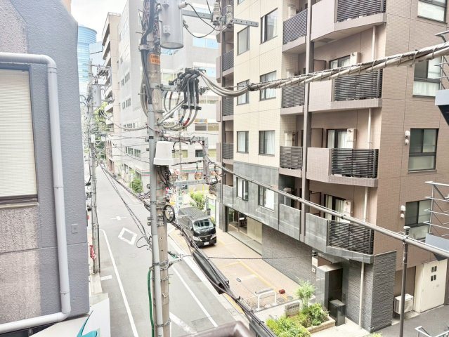 ライオンズマンション池袋第３の展望|2026.05.24撮影

現地ご見学希望・資料請求などお気軽にお問い合わせ下さい！
03-5990-5201