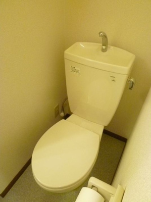 【トイレ】 | アムール芭蕉館 | 落ち着いた色調のトイレです♪