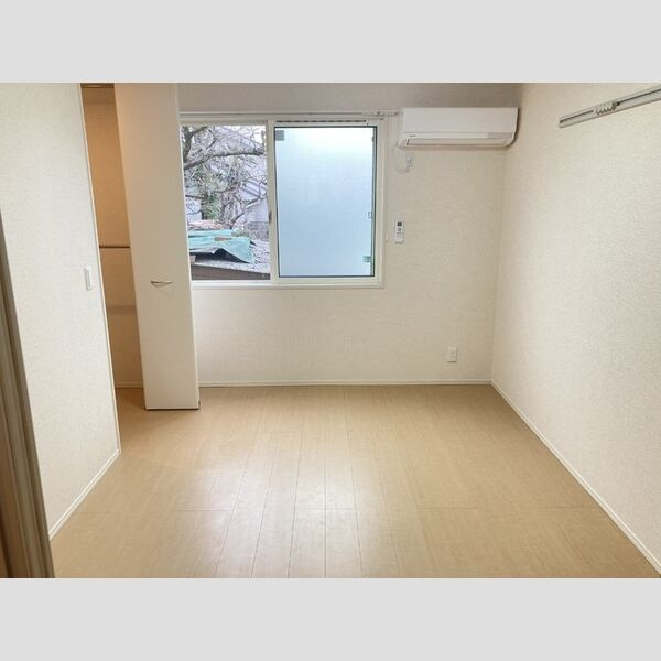 パレット喜里川の洋室