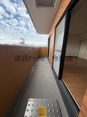 【バルコニー】 | ブルースカイ　仲介手数料無料