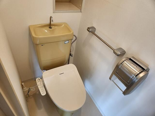クリスタルスクエアINOHANAのトイレ