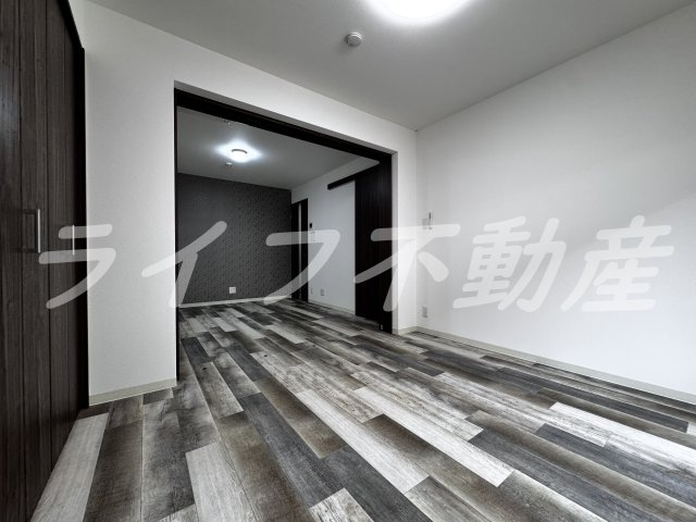クリエオーレ玉串元町の洋室|コンパクトで使いやすい洋室です