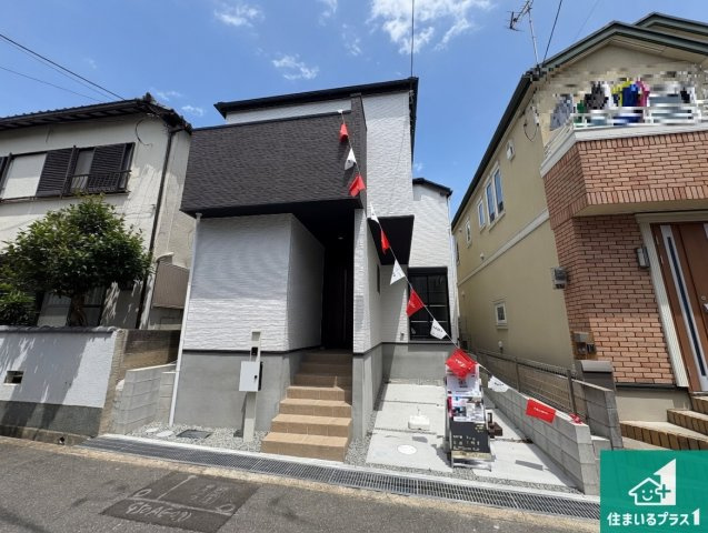 箕面市新稲　第1期　新築一戸建ての外観|お客様に長く安心して住んでいだだける事にこだわった家づくり！住んでからのアフターサービスにもしっかりと取り組んでいます！