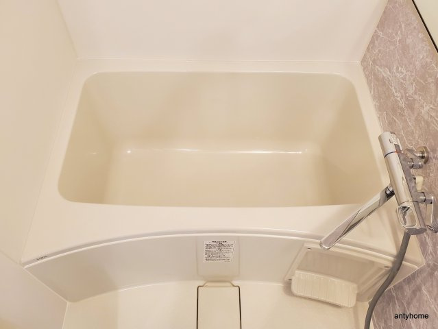 スプランディッド難波3　仲介手数料無料の浴室