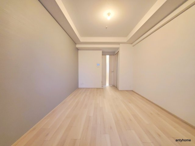 スプランディッド難波3　仲介手数料無料の居間・リビング