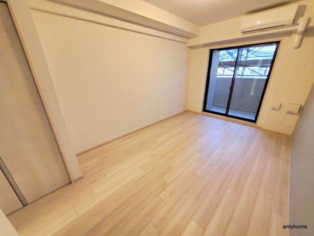 スプランディッド難波3　仲介手数料無料の寝室