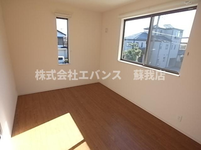 【寝室】 | ル・ソレイユ浜野 | 開放的な寝室です