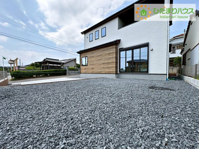 常陸太田市磯部町1期　新築戸建の庭|周辺には高い建物がないため、お庭には太陽の光が降り注ぎます♪