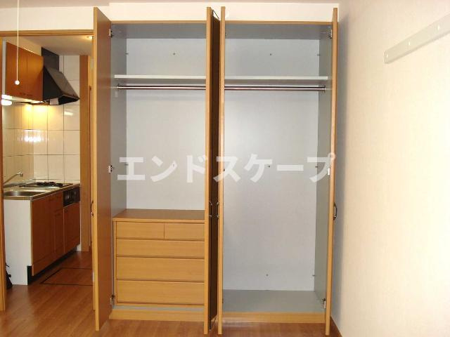 レガリーニの収納|クローゼット
高崎、前橋のお部屋探しはエンドスケープまで！お客様の理想お聞かせ下さい♪