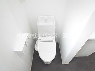 【トイレ】 | シュシュ宮崎町 | 清潔感のあるトイレです